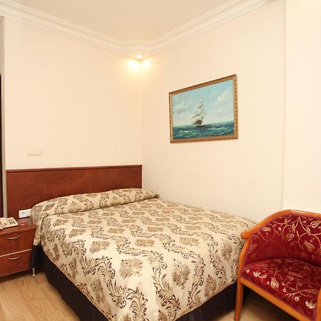 Turvan Hotel Istanbul Exterior photo