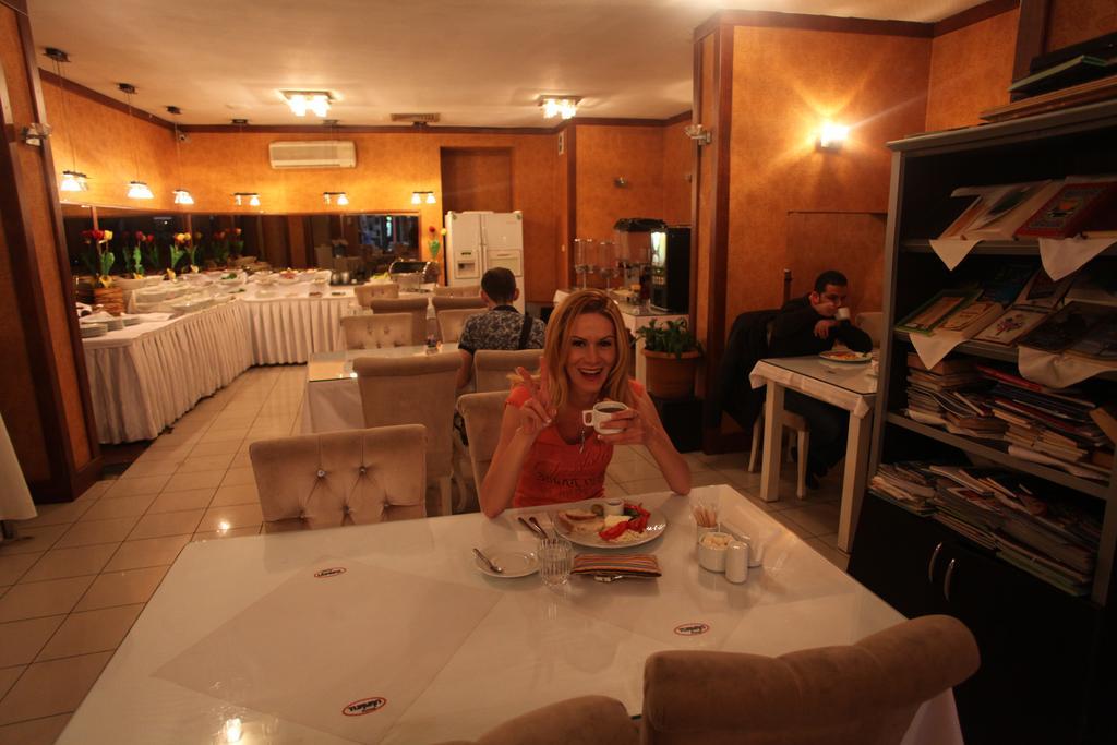 Turvan Hotel Istanbul Exterior photo