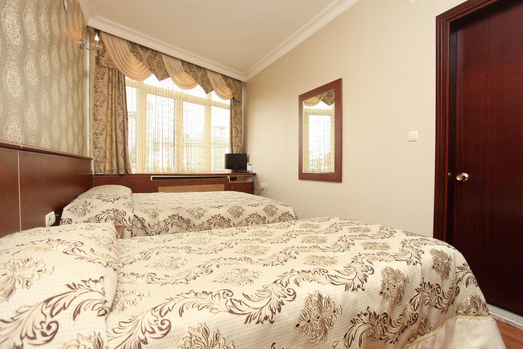 Turvan Hotel Istanbul Exterior photo